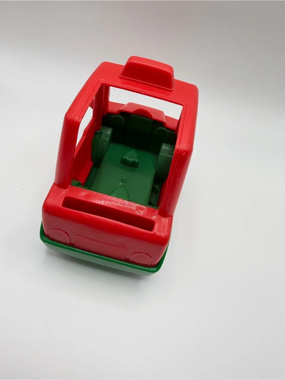 Lot of Fisher Price Little People 6 Figures and 2 Vehicles Delivery Car Tractor